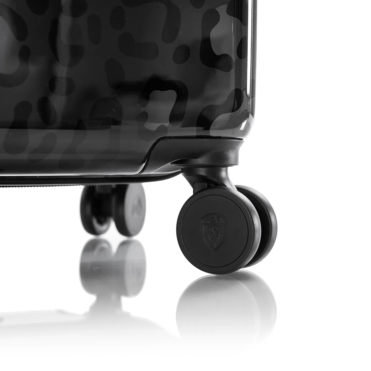 Black Leopard 21" Fashion Spinner® Carry-On Luggage