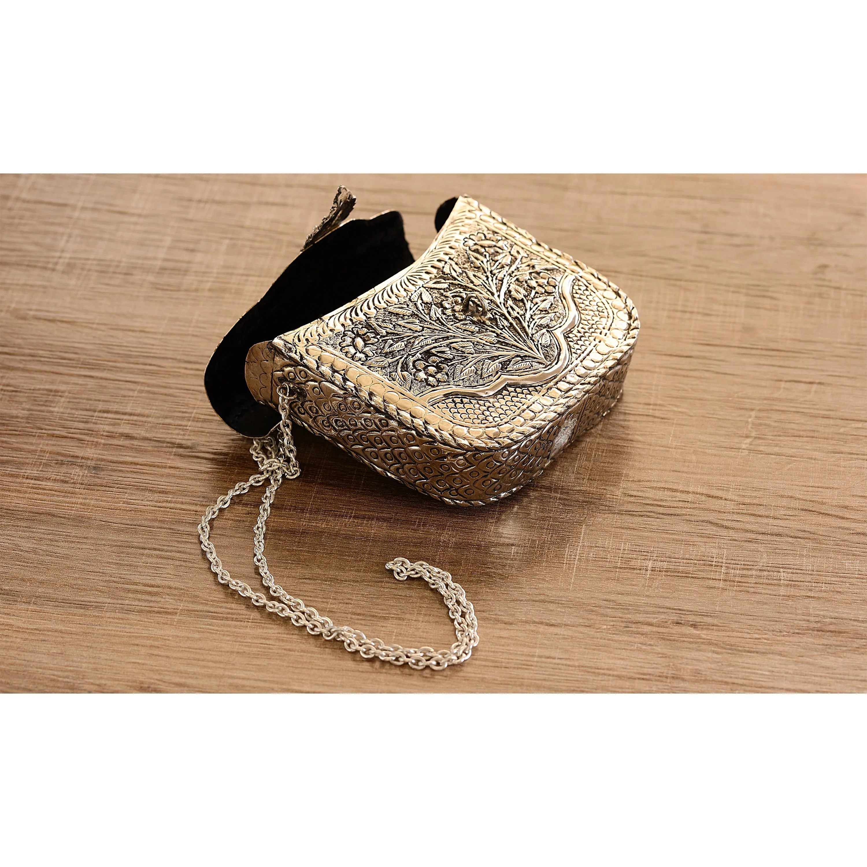 Indian Art Villa Designer Silver Plated Handbag Purse, Women Wedding Clutches, Gift Item