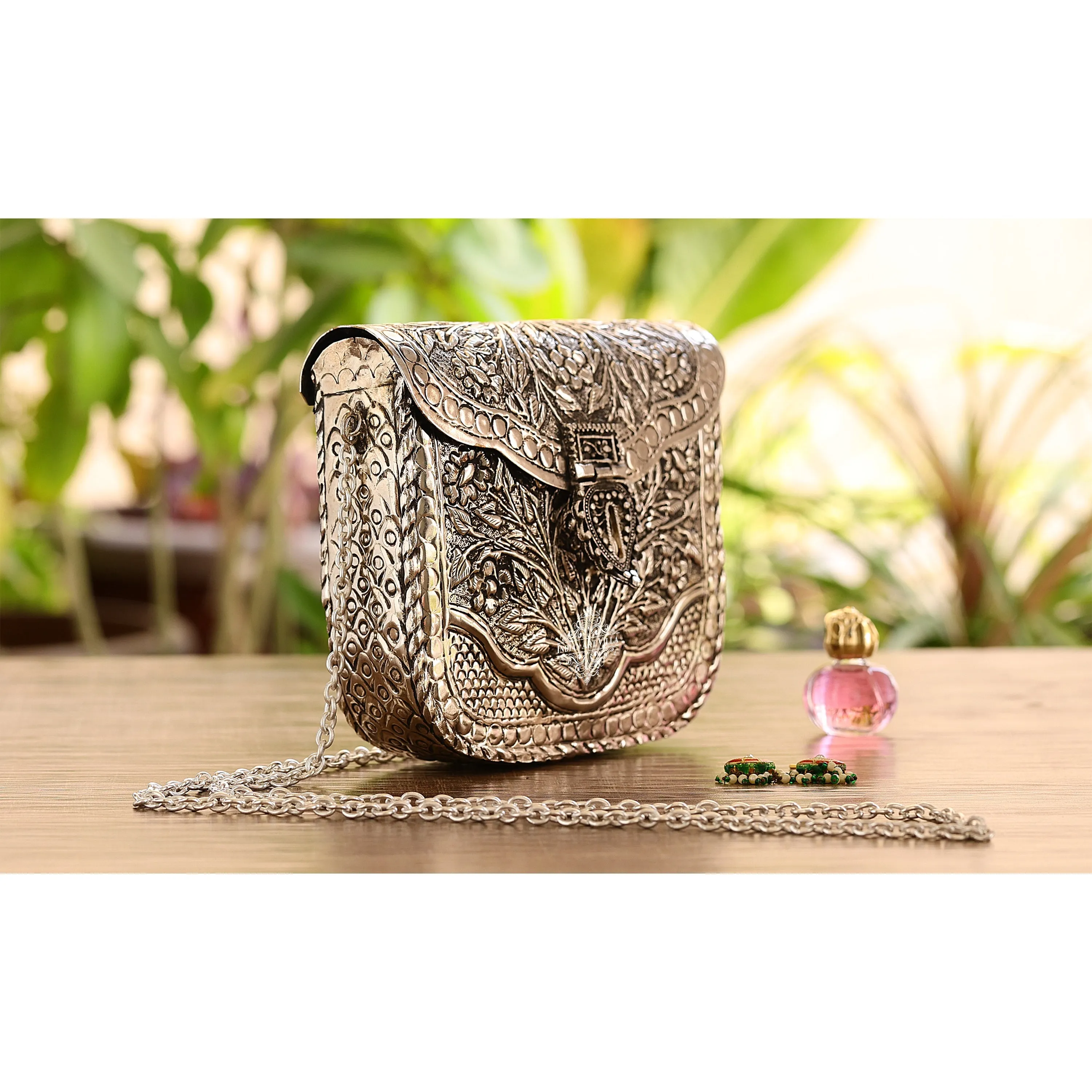 Indian Art Villa Designer Silver Plated Handbag Purse, Women Wedding Clutches, Gift Item
