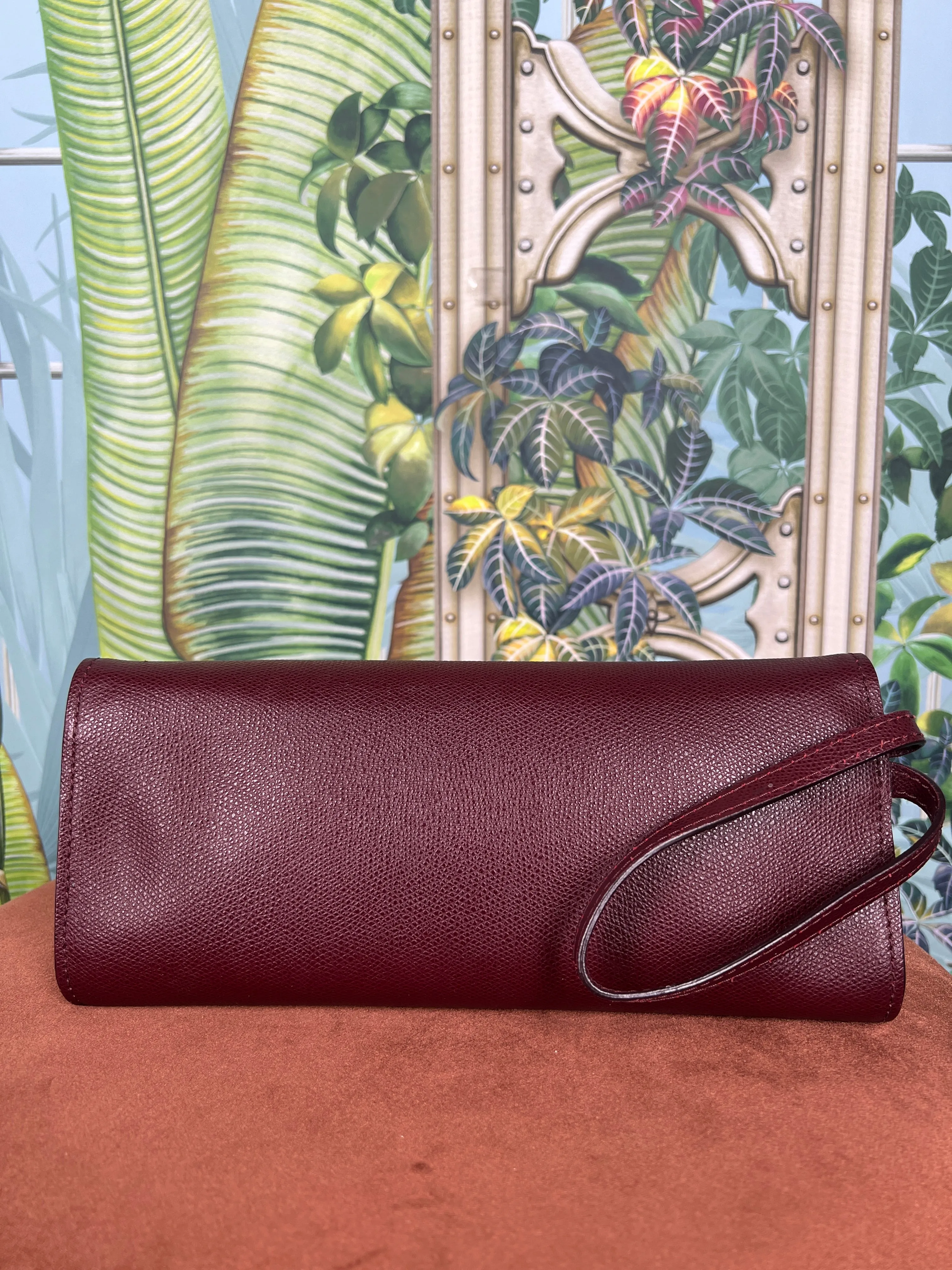 Savas Milano clutch