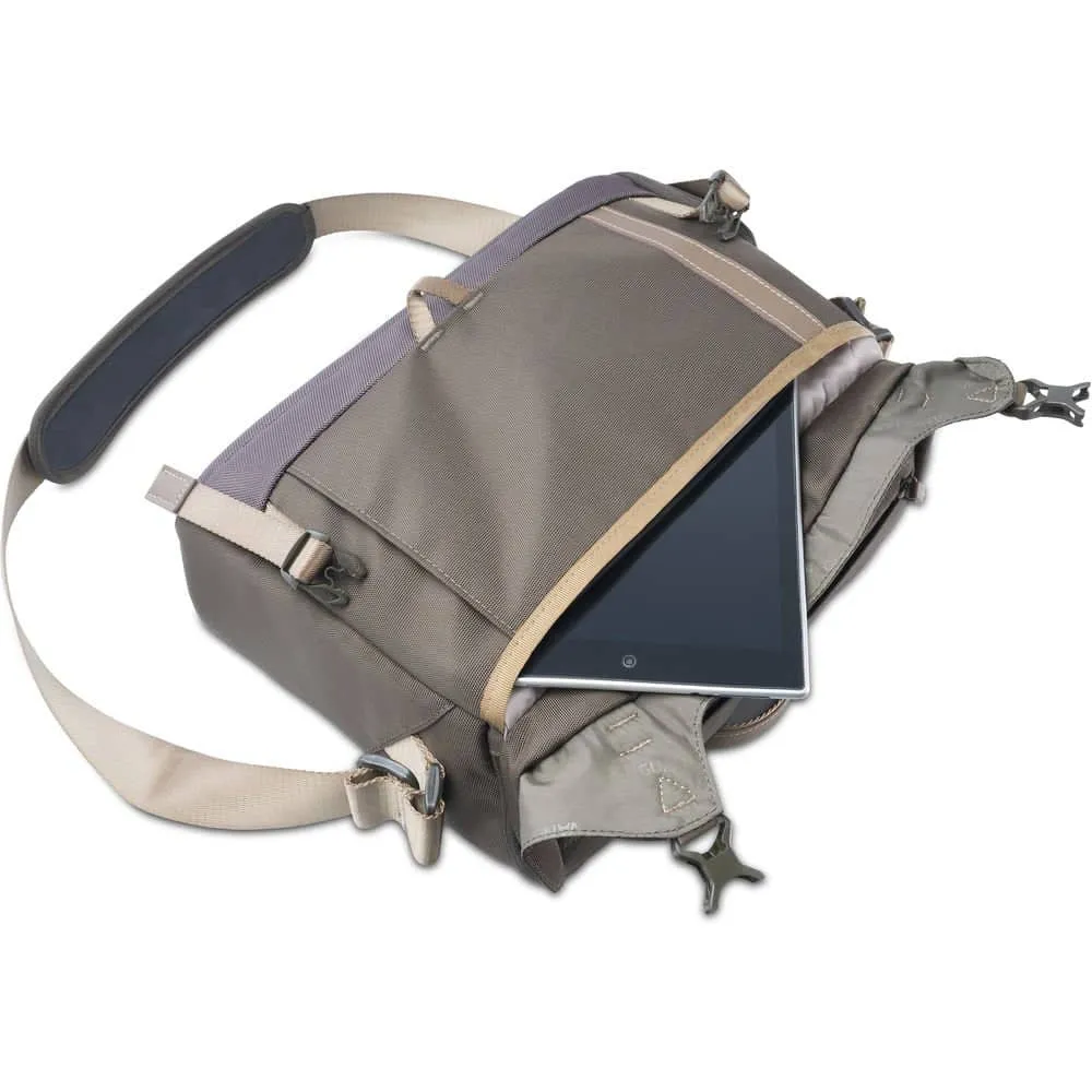 Vanguard VEO GO 34M Camera Shoulder Bag - Khaki